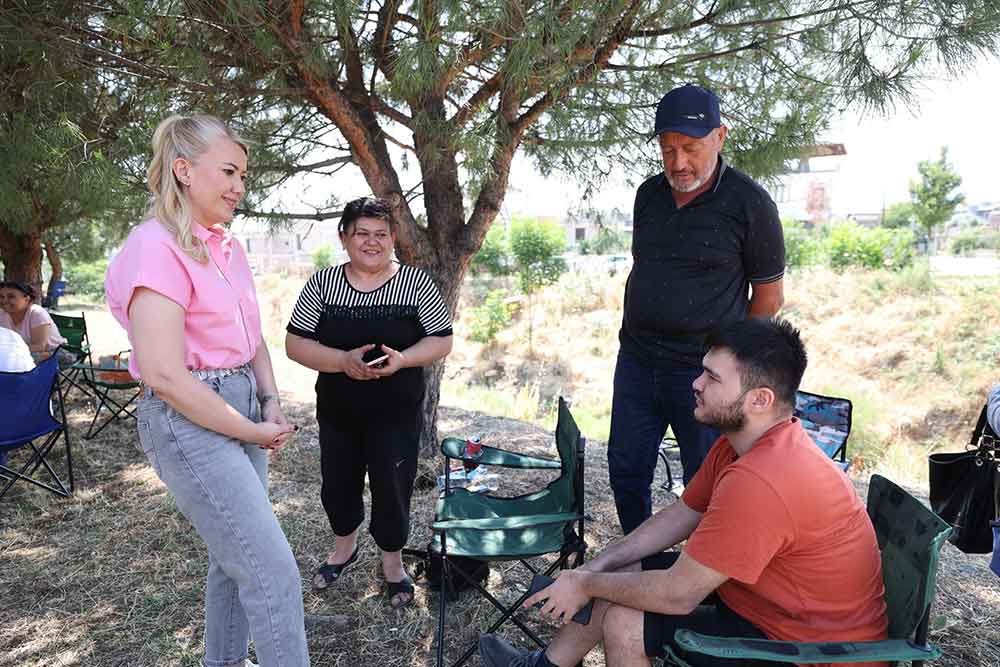 Baskan Dogan Ailelerin Heyecanli Bekleyisine Ortak Oldu 1