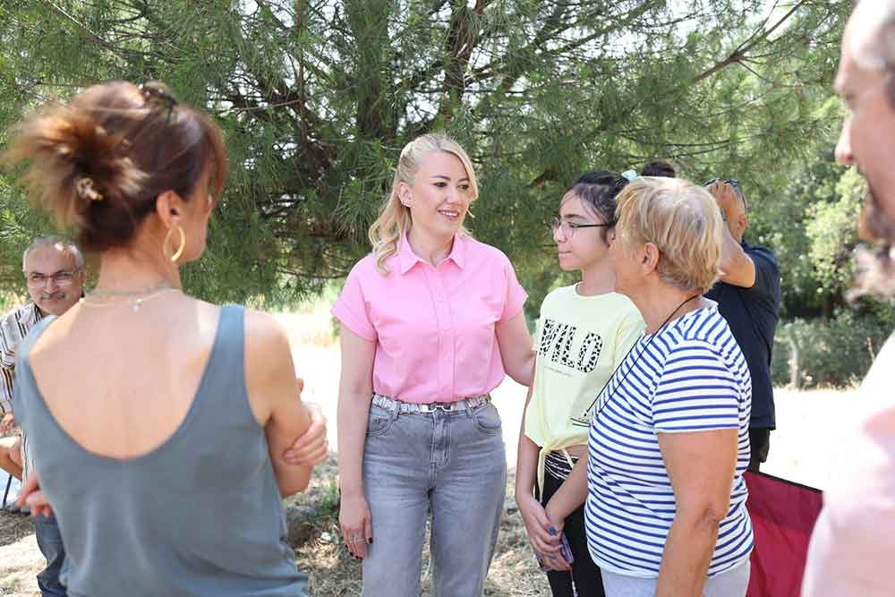 Baskan Dogan Ailelerin Heyecanli Bekleyisine Ortak Oldu 4