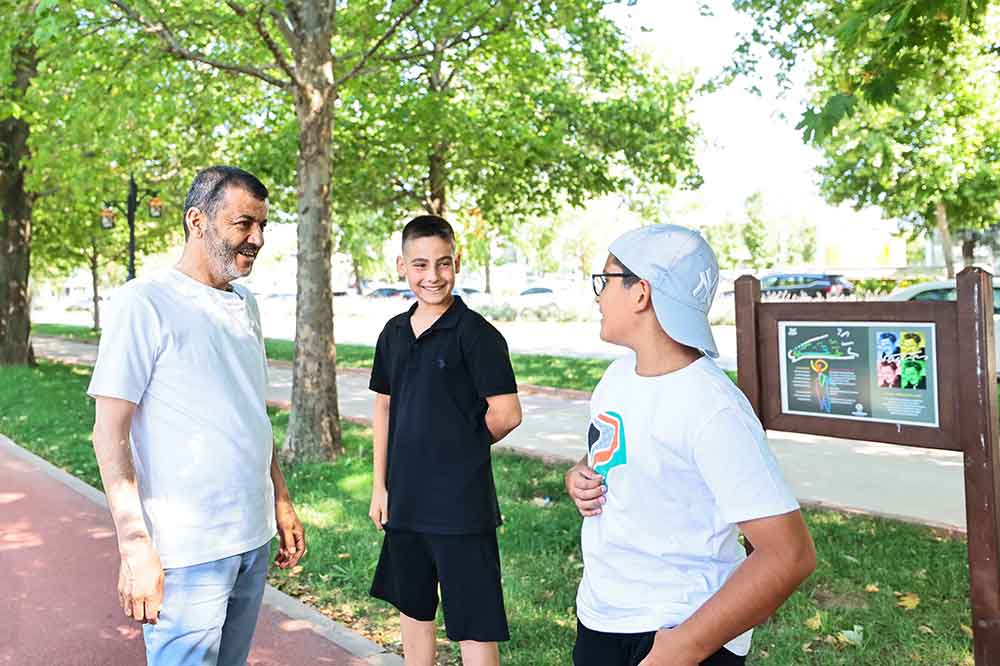 Denizli Buyuksehir Yuruyus Yollarini Siirlerle Renklendirdi 2