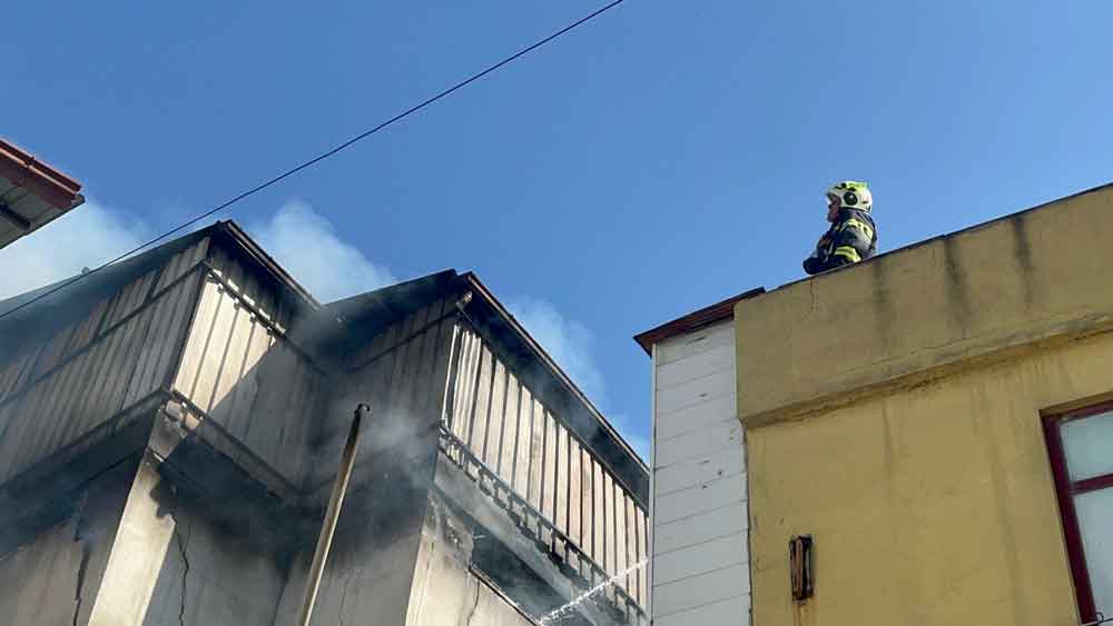 Denizli Kaleici Yangin 3 Katli Bina Kullanilamaz3
