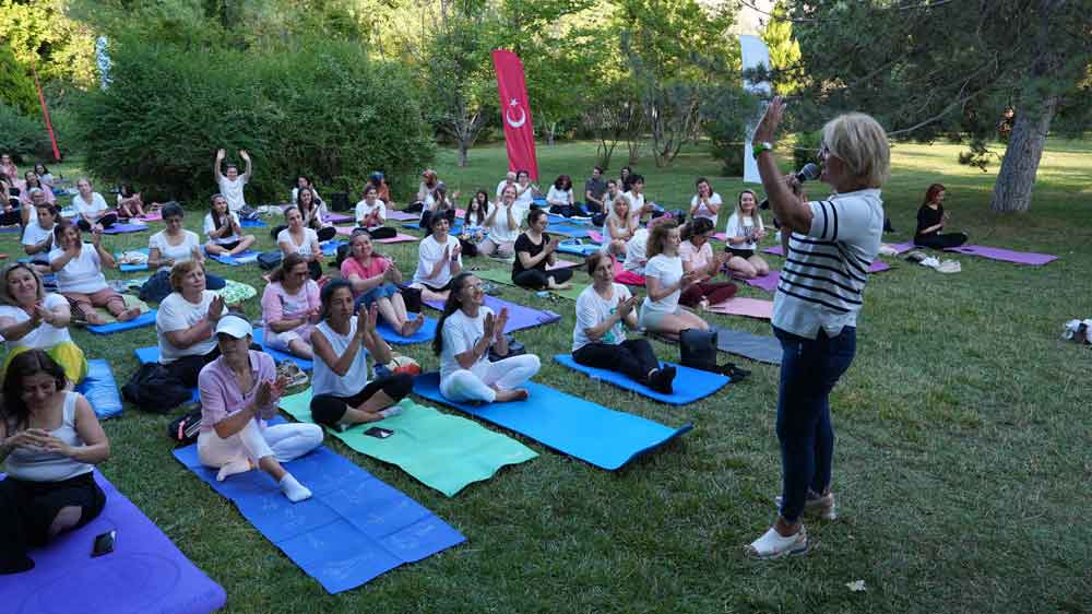 Denizli Yoga Gunu Camlik3