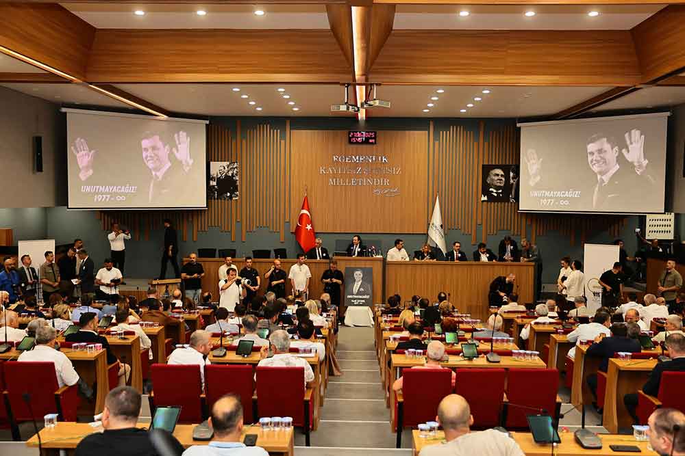 Ege Belediyeler Birliginin Yeni Baskani Bulent Nuri Cavusoglu Oldu 1
