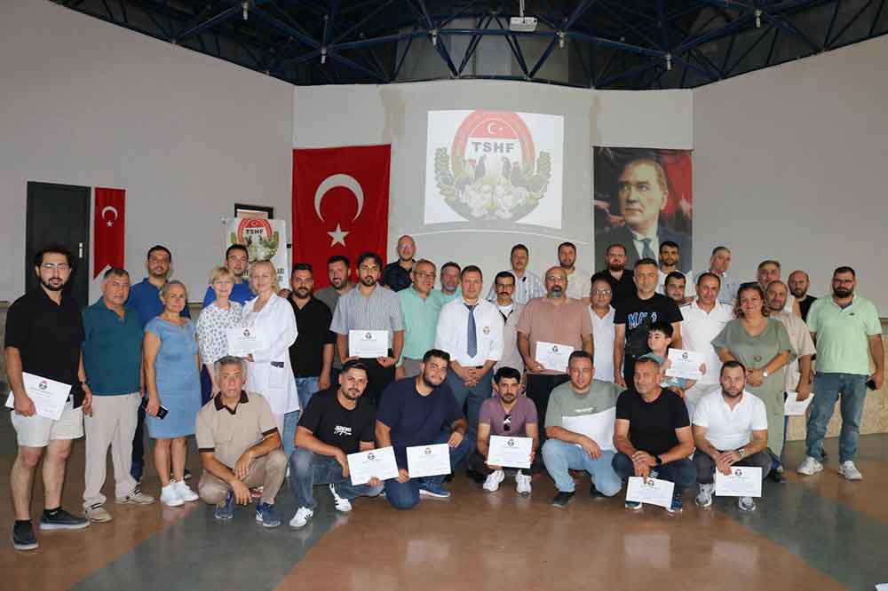 20 Ilden Uzmanlar Denizli Horozunun Gelecegi Icin Bulustu 1