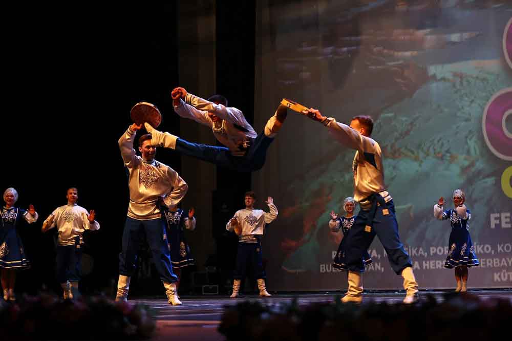Denizli Halk Danslari Festivali2