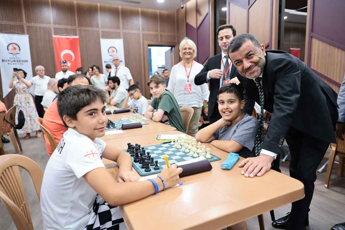 Denizli Satranc Turnuvasi Acilis Ilk Hamle5