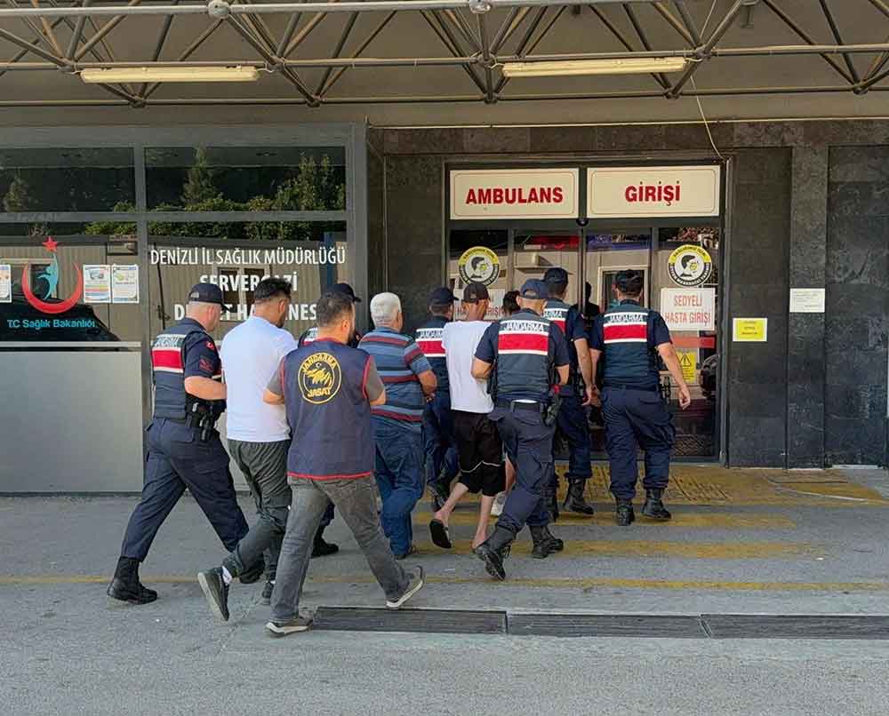 Denizlide Calinan Traktor Bulundu 2 Supheli Tutuklandi 1