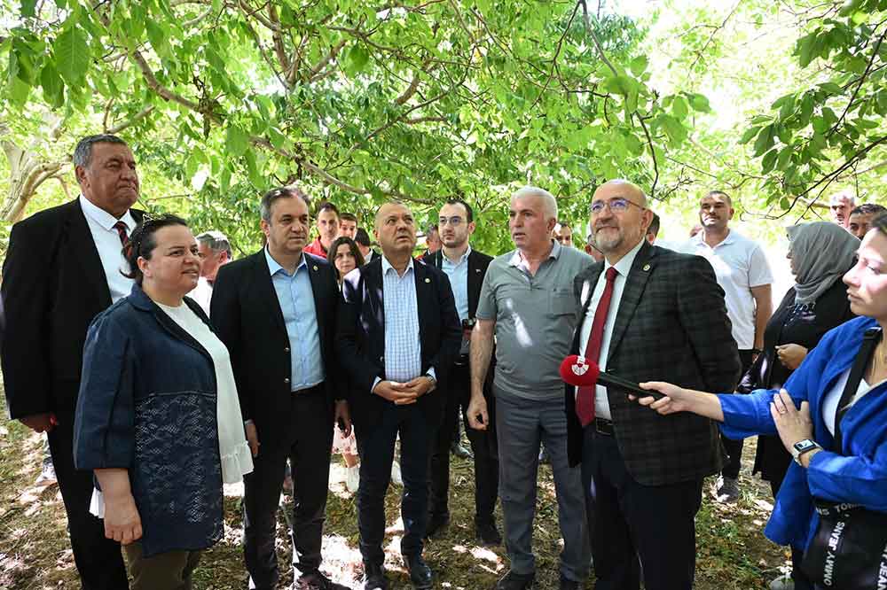 Tbmm Zirai Don Arastirma Komisyonu Civrilde Meyve Bahcelerini Inceledi 1