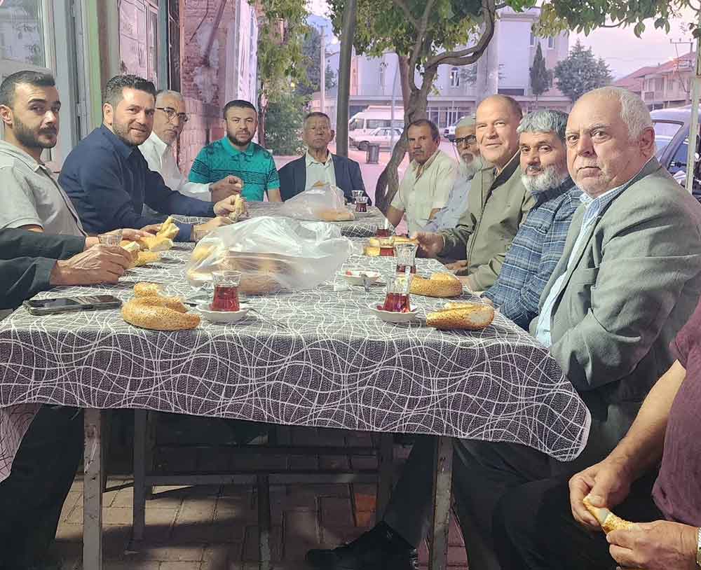 Vatandasla Sabah Namazinda Bulusan Baskan Tatiktan Cocuklara Mujde 2