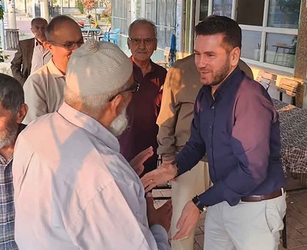 Vatandasla Sabah Namazinda Bulusan Baskan Tatiktan Cocuklara Mujde 3