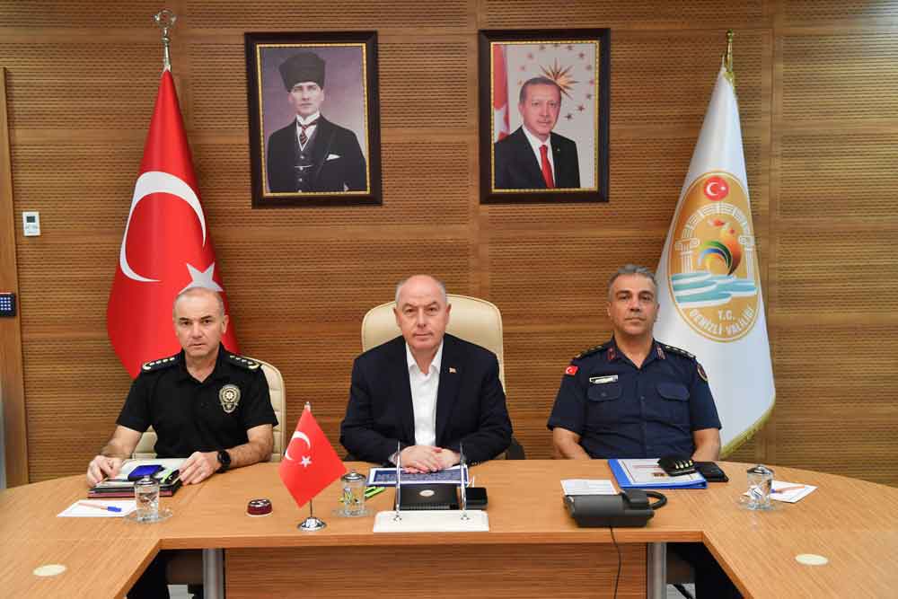 Denizli Valisi Omer Faruk Coskun Temmuz Ayi Asayis Olaylari1
