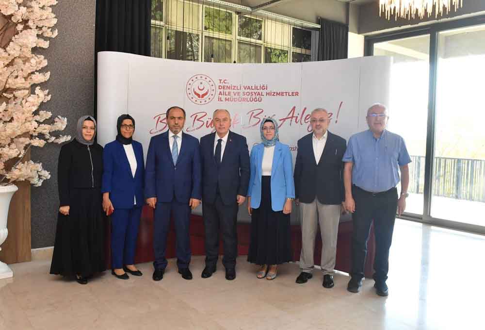 Denizli Yasli Calistay Vali Coskun1