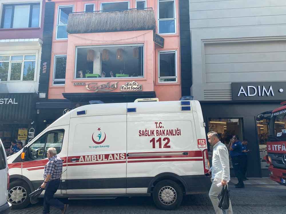 Denizlide Fritozden Yangin Cikti 1 Yarali 1