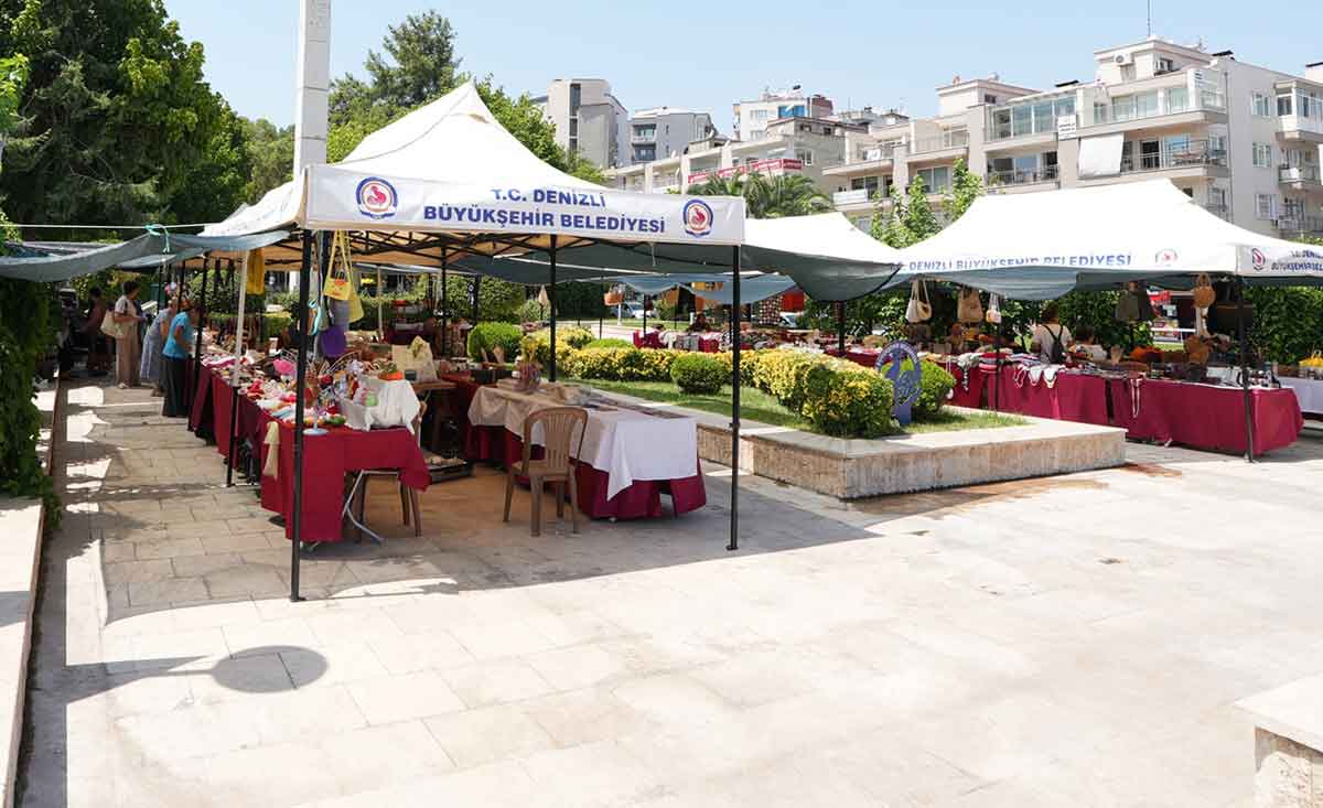 El Emegi Pazari Kadinlara Destek Olmaya Devam Ediyor