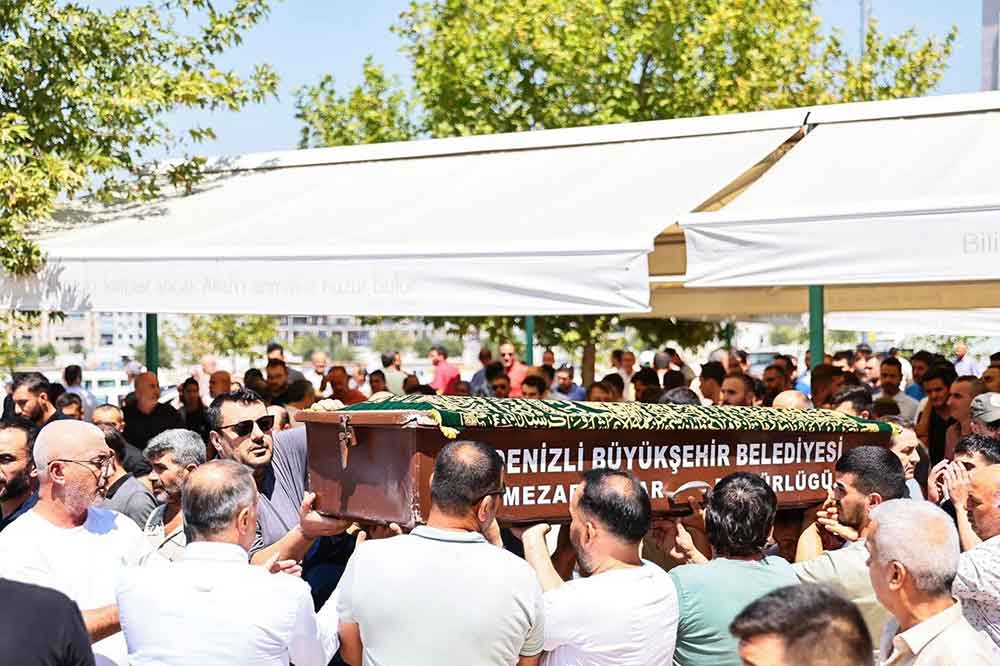 Elektrik Akimina Kapilan Deski Personeli Son Yolculuguna Ugurlandi 3