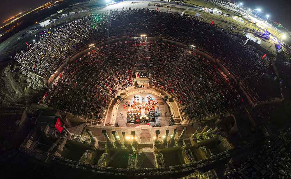 Neset Ertas Turkuleri Laodikyada Hayat Buldu 1