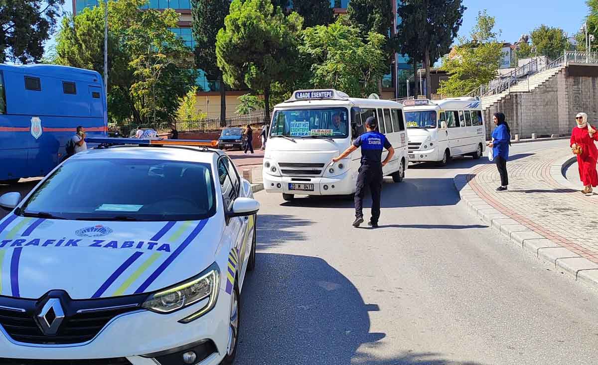 Zabita Trafik Ve Yolcu Konforu Icin Sahada
