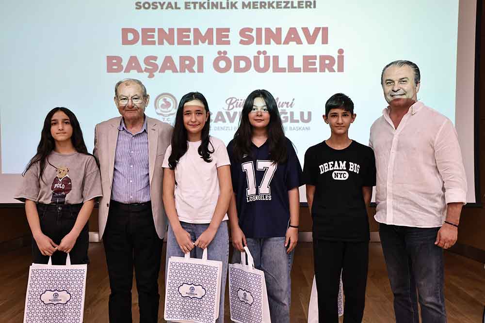 Basarili Ogrencilere Buyuksehirden Odul 2