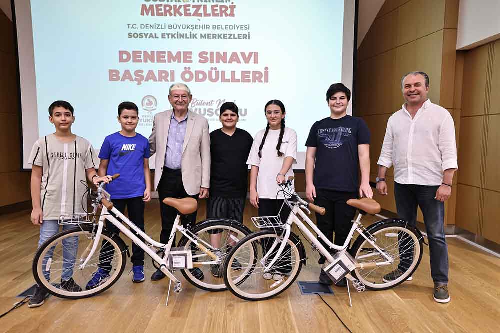 Basarili Ogrencilere Buyuksehirden Odul 3