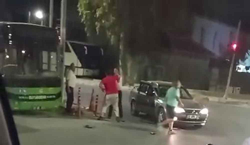 Darp Edilen Kadini Halk Otobusu Soforleri Kurtardi 2