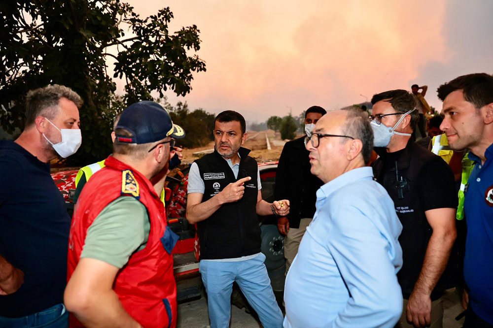 Denizli Buyuksehir Belediyesi Orman Yanginlariyla Mucadele Ediyor