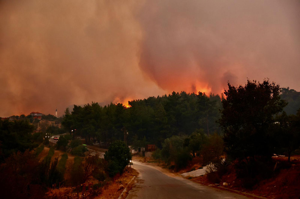 Denizli Buyuksehir Belediyesi Orman Yanginlariyla Mucadele Ediyor6