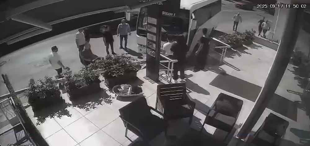 Freni Bosalan Servis Midibusu Direge Carparak Durabildi 1