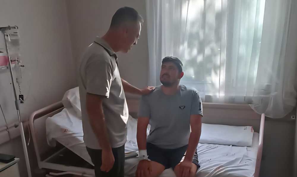 Orman Bolge Muduru Buldan Yangininda Yaralanan Personeli Ziyaret Etti2