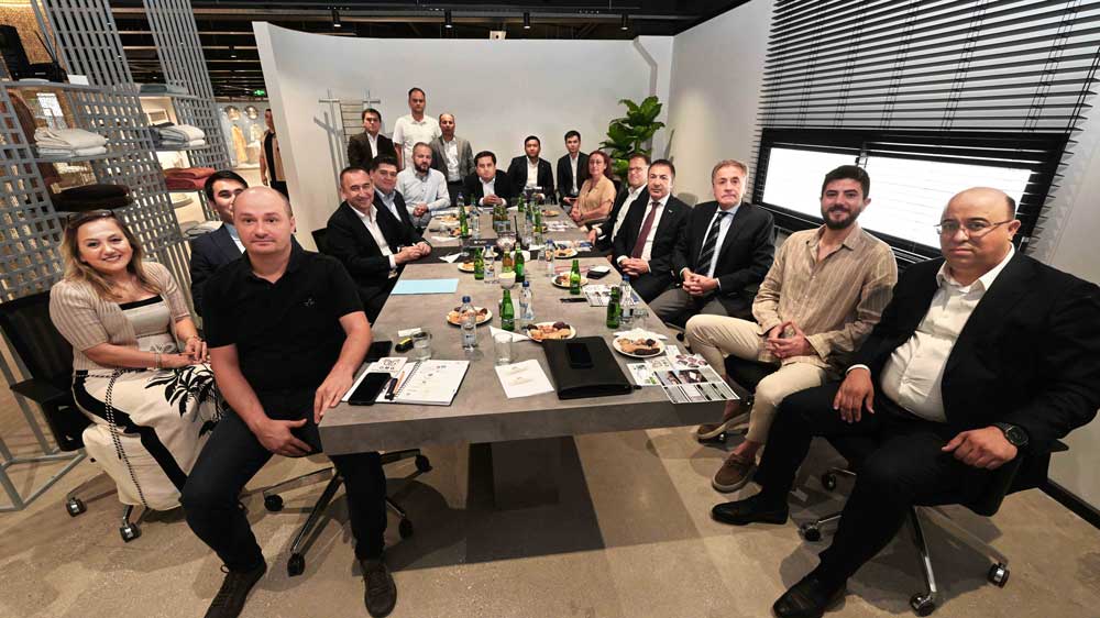 Ozbekistan Ankara Buyukelcisi Dtoda Sektor Temsilcileri Ile Bulustu10