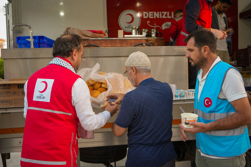 Turk Kizilay Denizli Il Merkezi Baskanligindan Gazzeye Anlamli Destek2