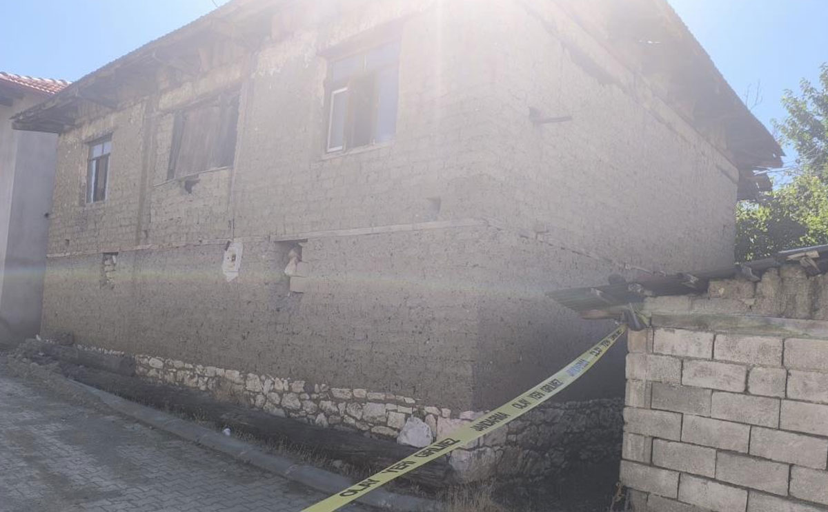 Yasli Kadin Evinde Olu Olarak Bulundu 2