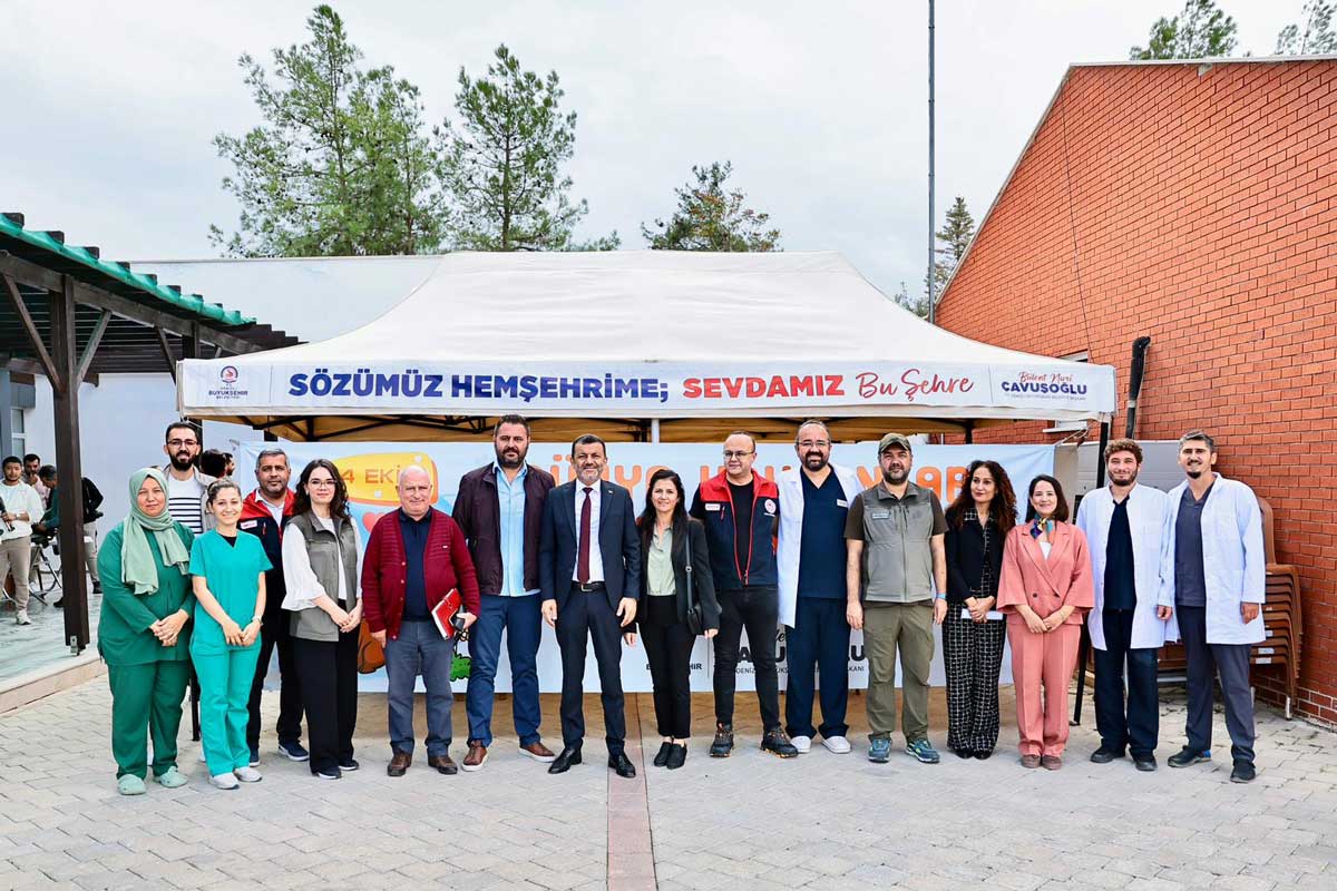 Baskan Cavusoglu Amacimiz Hem Vatandaslarimizin Hem De Can Dostlarimizin Huzuru