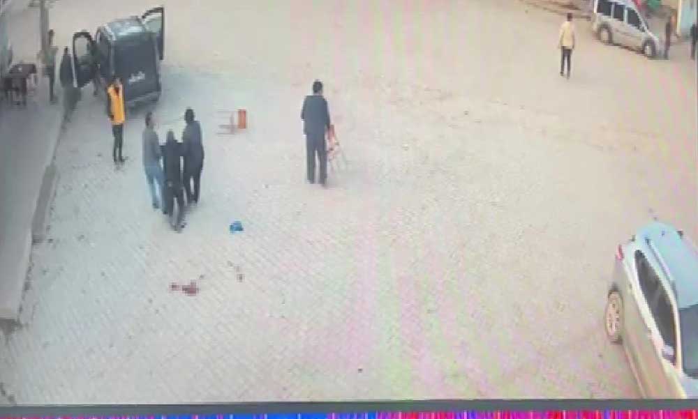 Bir Kardesin Oldugu Digerinin Yaralandigi Kavga Ani Guvenlik Kamerasinda 1