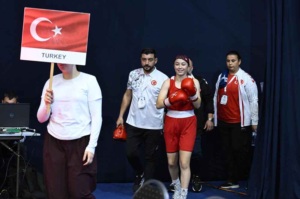 Ceyda Kurudan Gururlandiran Basari 3