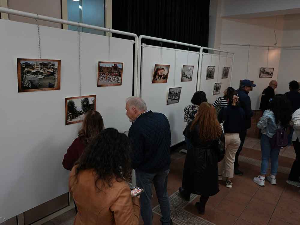 Cumhuriyetten Gunumuze Denizli Fotograf Sergisi Acildi 3
