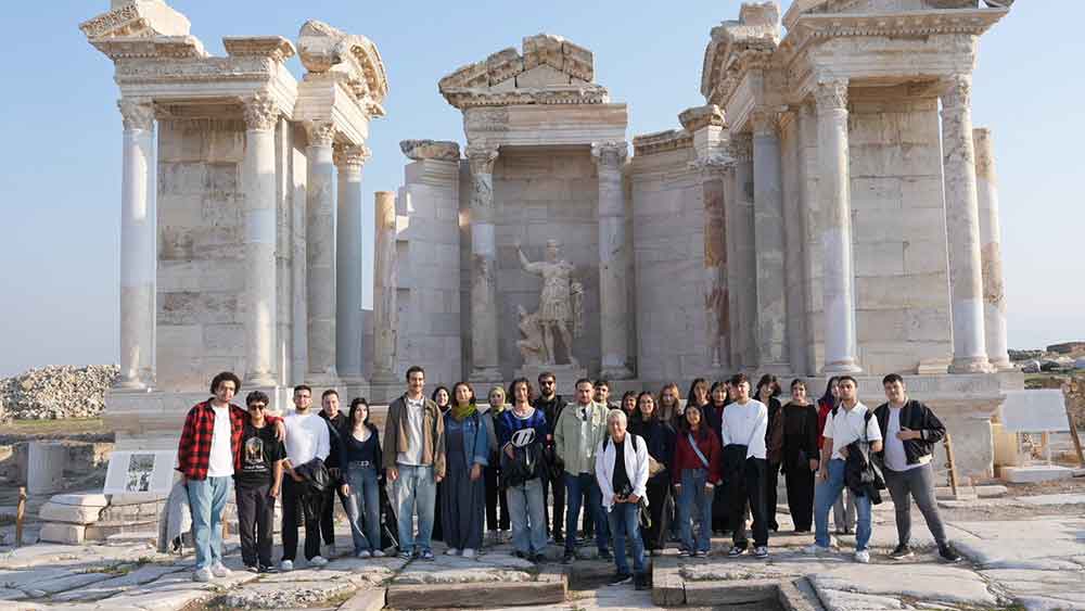 Denizli Buyuksehir Genclere Denizlinin Turizm Hazinelerini Tanitiyor 5