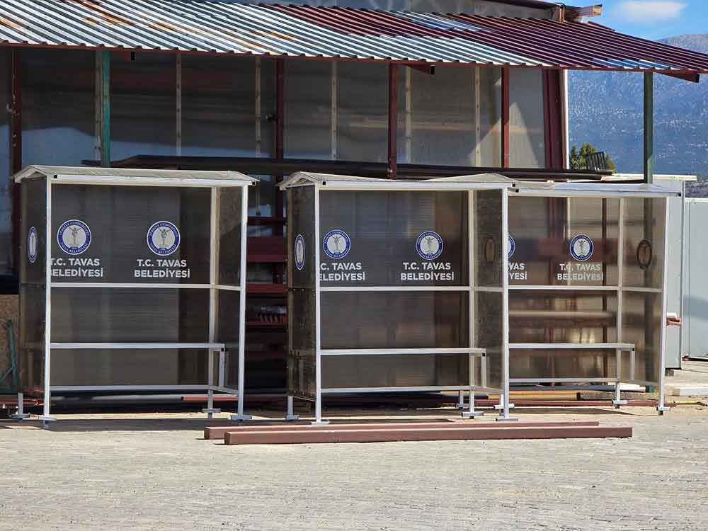 Denizlide Ilce Belediyesi Konteyner Ve Otobus Duraklarini Kendisi Uretiyor 2