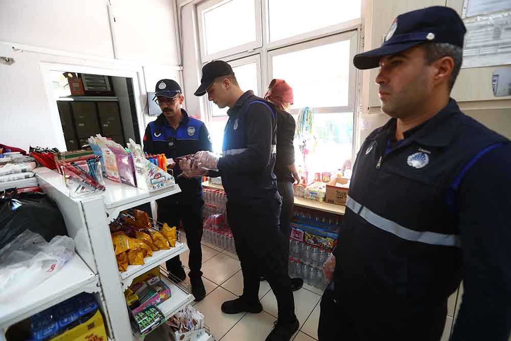 Denizlide Kantinlerde Siki Denetim