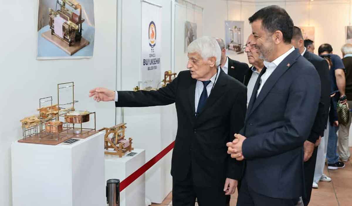 Denizlide Minyatur Dokuma Tezgahlari Sergisi Sanatseverlerle Bulustu 1