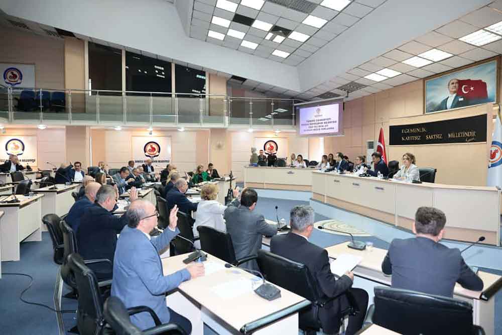 Denizlinin Her Kosesine Dokunan Kararlar Buyuksehir Meclisinden Gecti