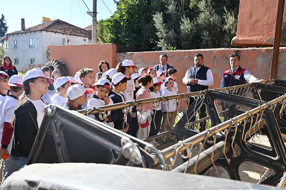 Lider Cocuk Tarim Kampi 2025Te Kooperatifcilik Temasiyla Acipayamda Gerceklestirildi 3