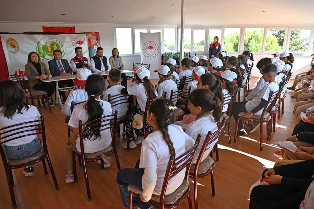 Lider Cocuk Tarim Kampi 2025Te Kooperatifcilik Temasiyla Acipayamda Gerceklestirildi 6