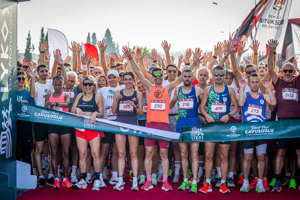 Lykos Yari Maratonu Binlerce Sporcuyu Pamukkalenin Kalbinde Bulusturdu1