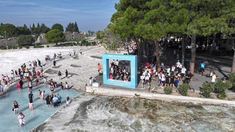 Lykos Yari Maratonu Binlerce Sporcuyu Pamukkalenin Kalbinde Bulusturdu3