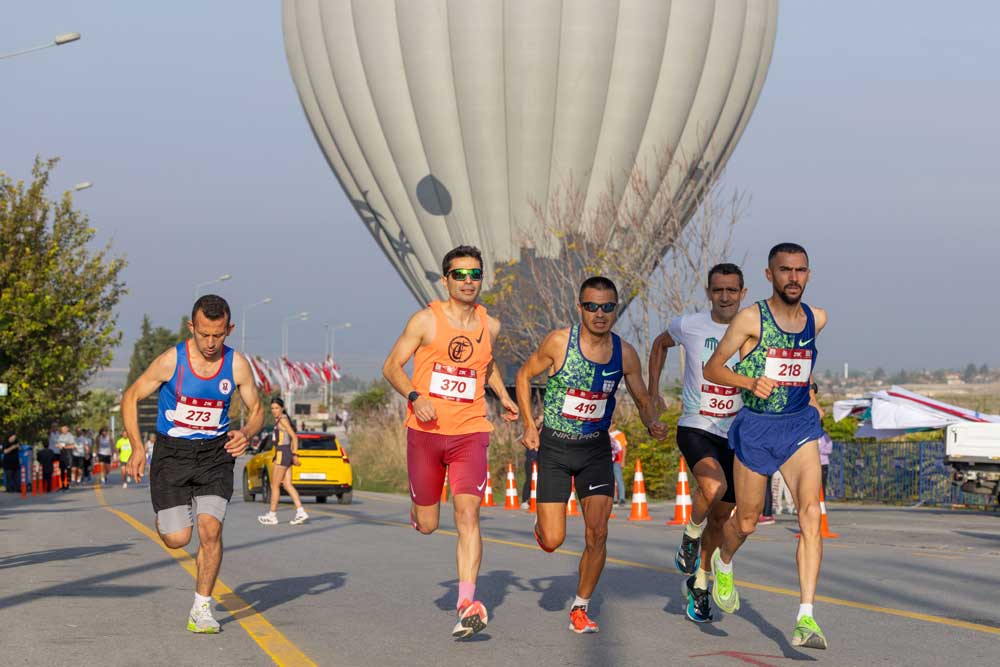 Lykos Yari Maratonu Binlerce Sporcuyu Pamukkalenin Kalbinde Bulusturdu4