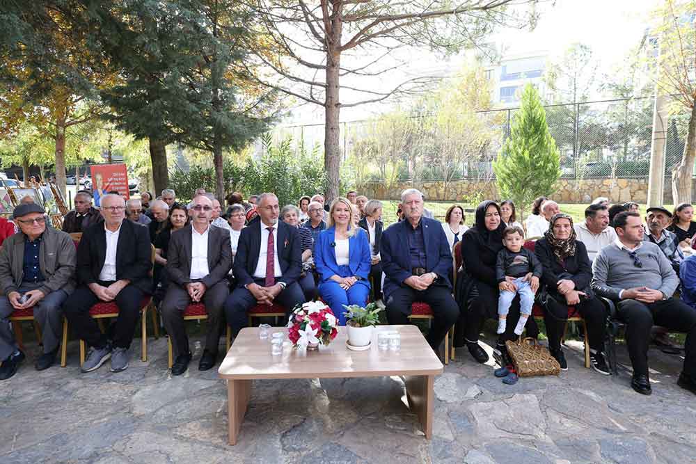 Merkezefendi Belediyesinin Tesislerinde 29 Ekim Coskusu 7Den 70E Yasandi 11