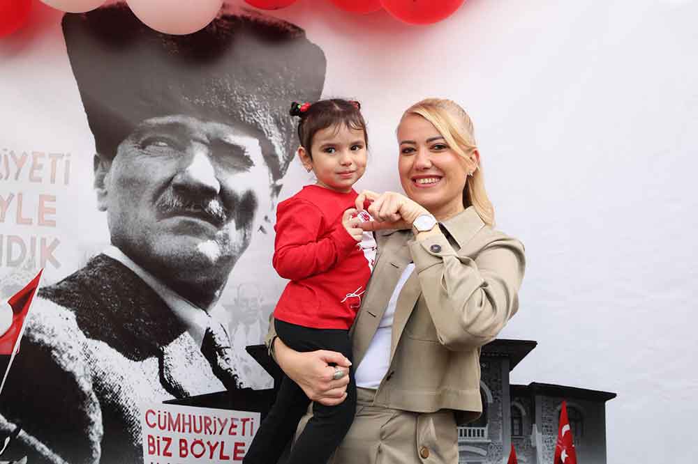 Merkezefendi Belediyesinin Tesislerinde 29 Ekim Coskusu 7Den 70E Yasandi 3