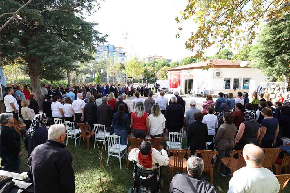 Merkezefendi Belediyesinin Tesislerinde 29 Ekim Coskusu 7Den 70E Yasandi 4
