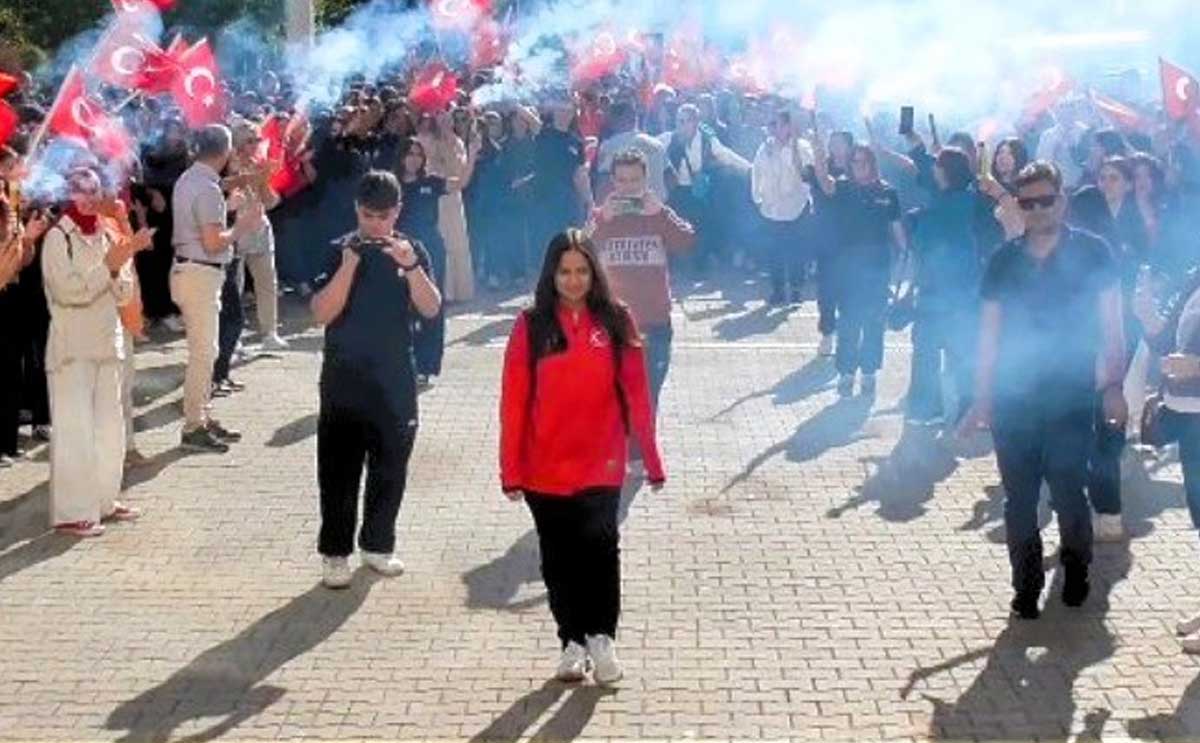 Milli Takima Secilemedi Azmetti Dunya Sampiyonu Oldu 2