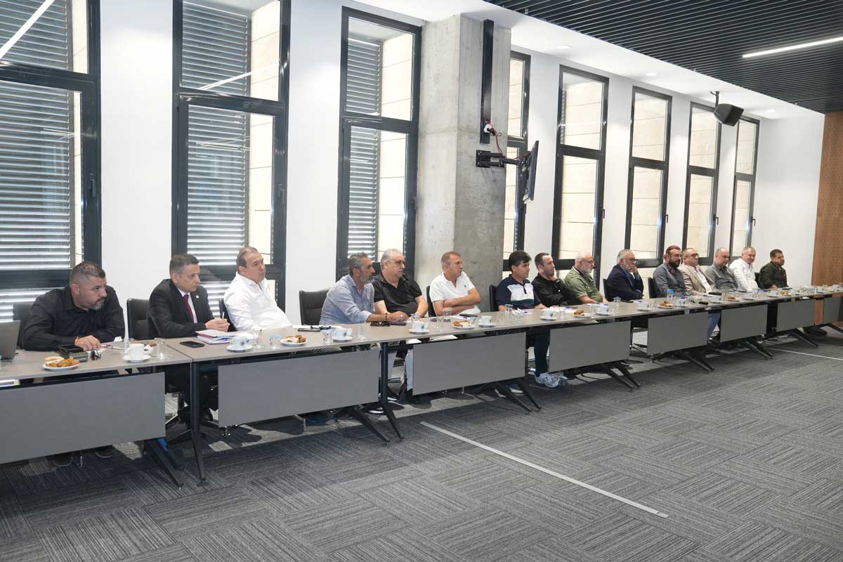 Sanayi Yonetisim Masasi Pinarkentte Sanayicilerle Bulustu4