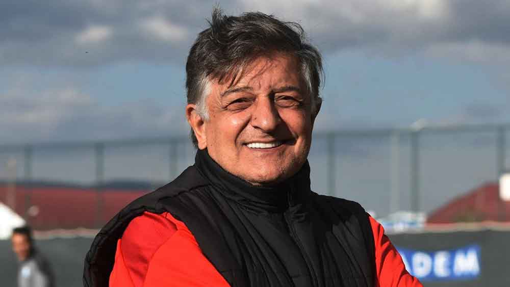 Yilmaz Vural Amator Spor Kuluplerine Destek Icin Merkezefendide 1